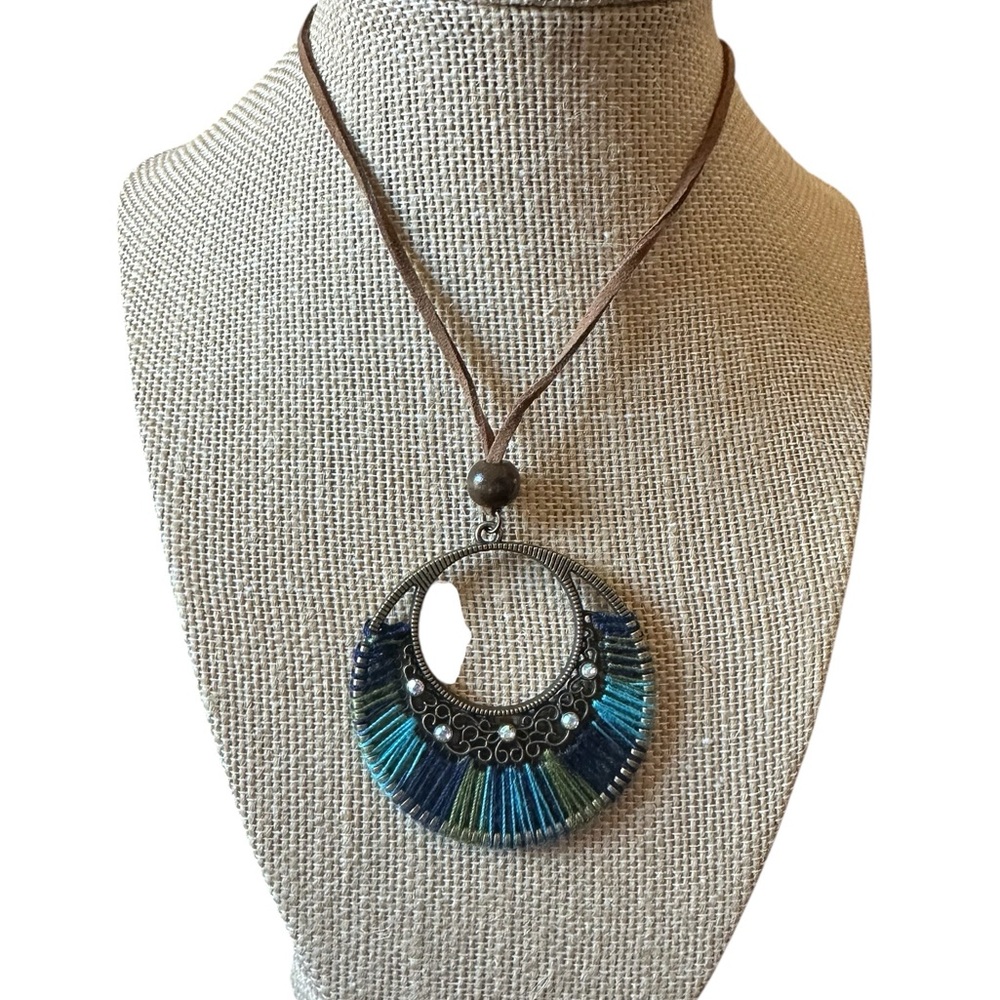 Boho Blue and Green Threaded Medallion Pendant Leather Necklace